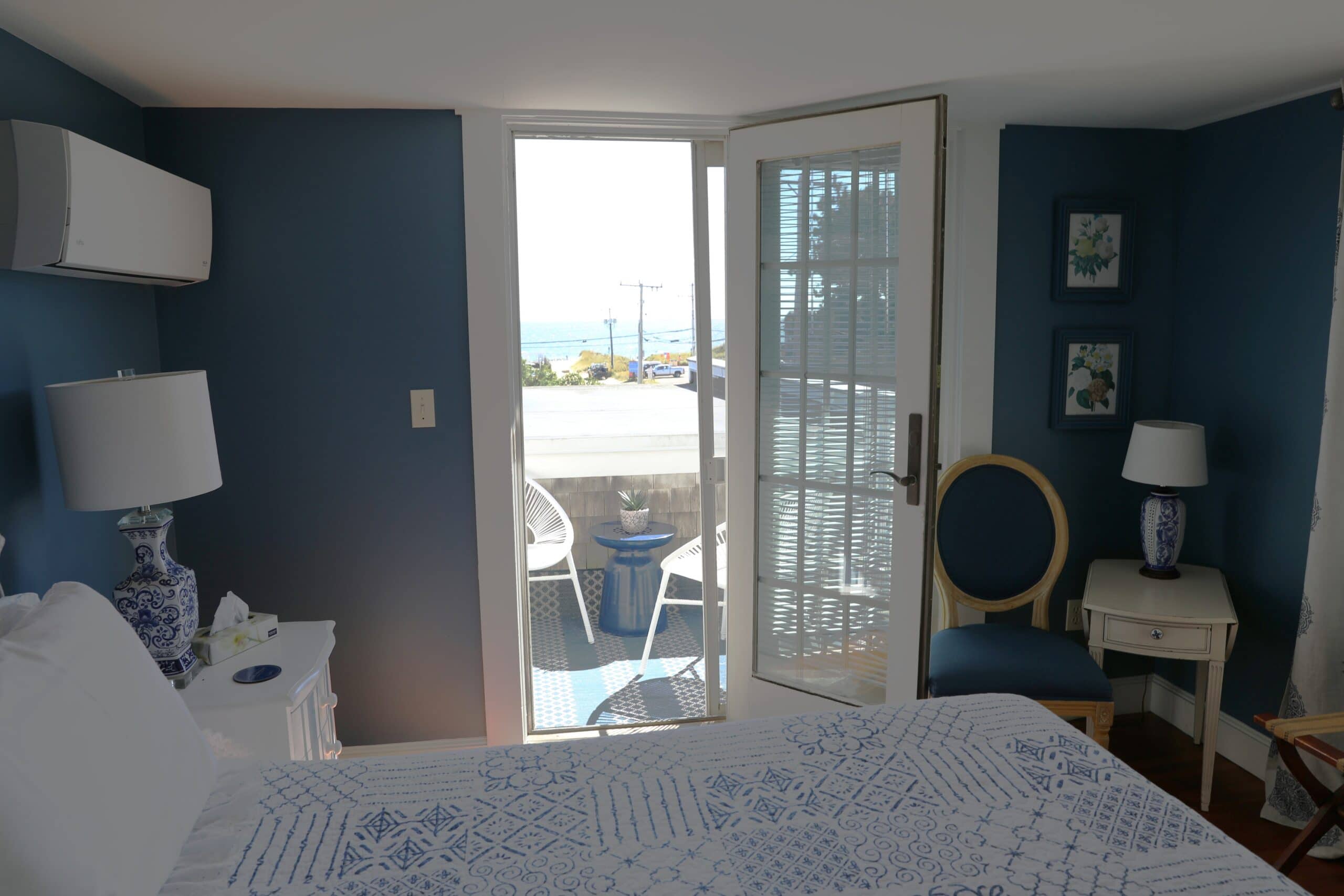 Queen Room with Balcony & Ocean Views, Room #202